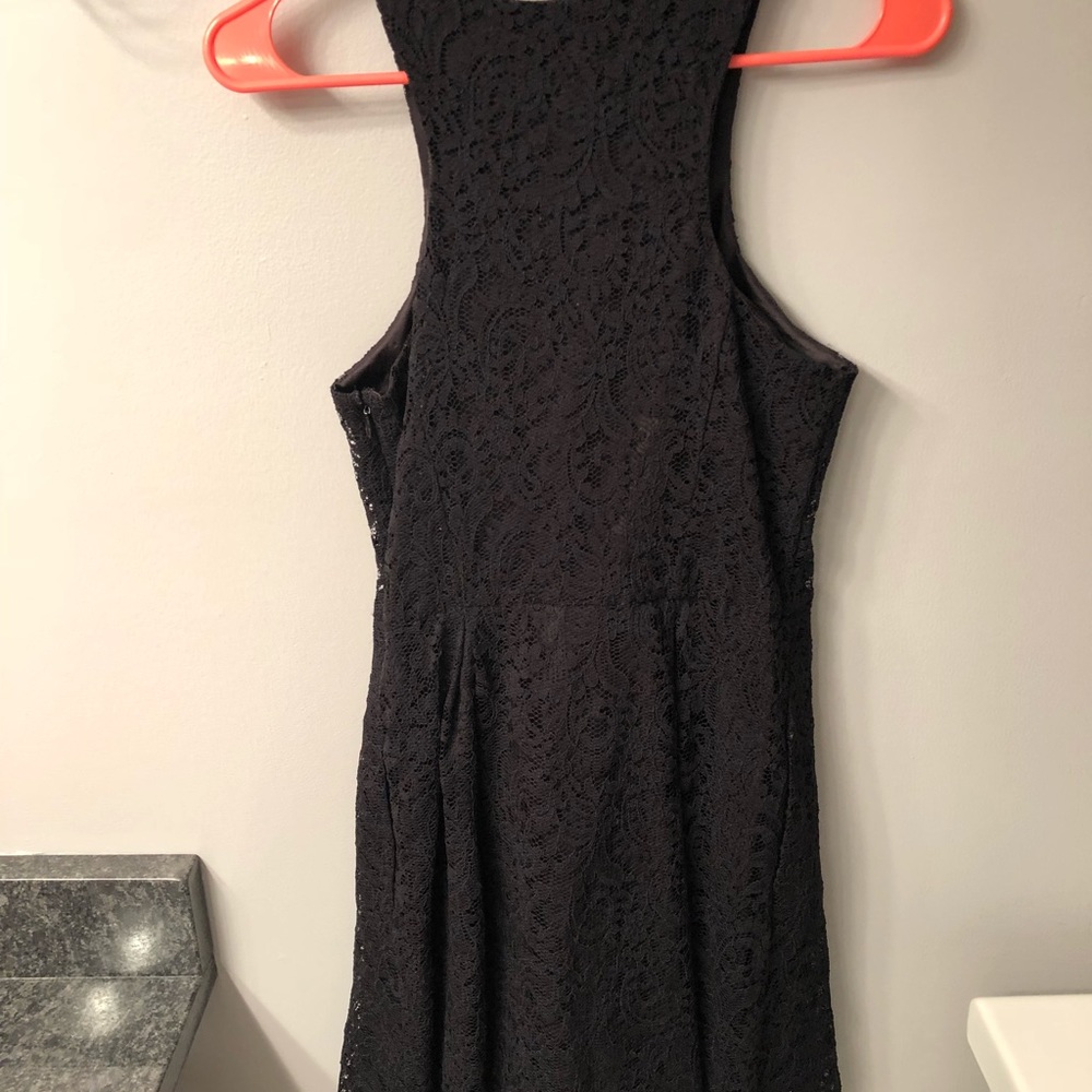Expres Lace Dress